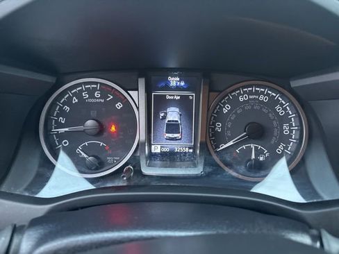 Used 2023 Toyota Tacoma SR image 26