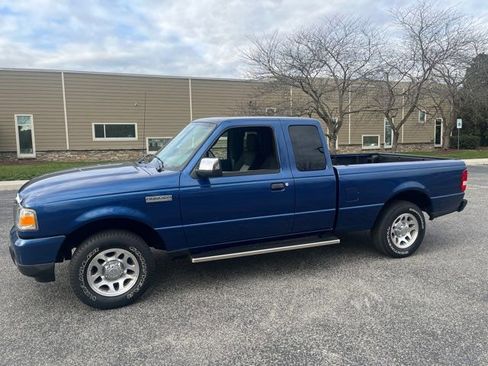 Used 2010 Ford Ranger XLT image 2