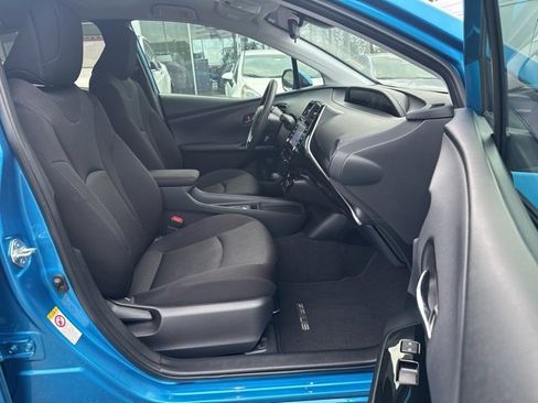 Used 2022 Toyota Prius LE image 26