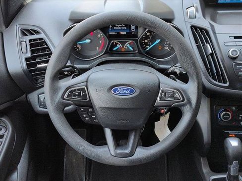 Used 2017 Ford Escape SE w/ SE Cold Weather Package AWD/4WD image 14