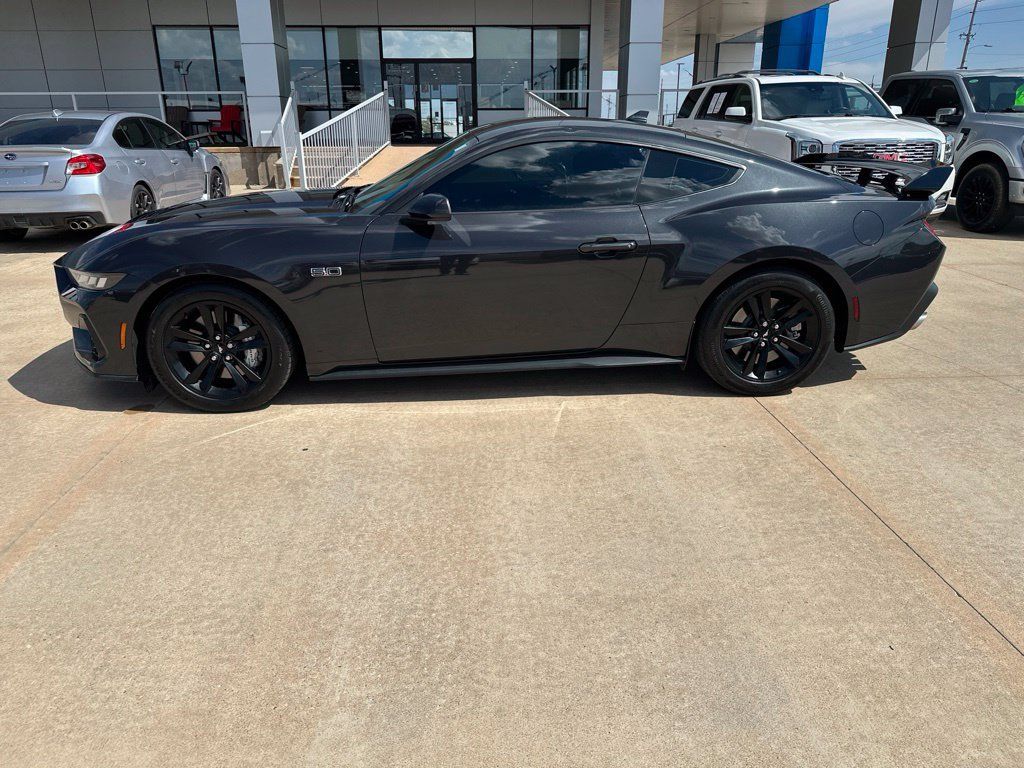 Used 2024 Ford Mustang GT RWD image 29