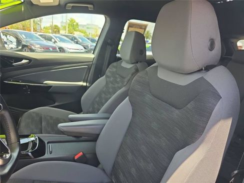 Used 2022 Volkswagen ID.4 Pro RWD image 14