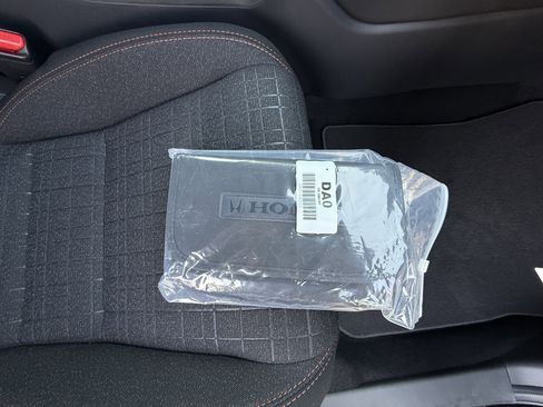 New 2026 Honda HR-V Sport image 33