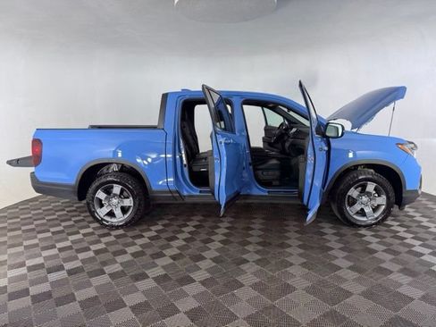 Used 2024 Honda Ridgeline TrailSport image 9