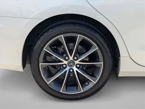 Used 2016 Toyota Camry XSE w/ Moonroof Package image 25