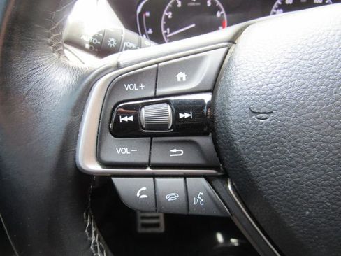 Used 2019 Honda Accord Sport image 31
