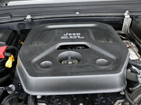 Used 2021 Jeep Wrangler Unlimited Rubicon 4xe w/ Steel Bumper Group image 39