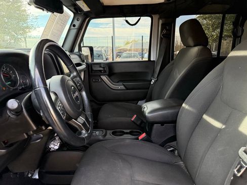 Used 2016 Jeep Wrangler Unlimited Sport w/ Quick Order Package 24S image 10