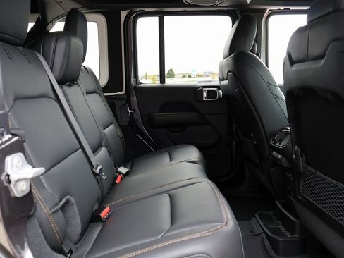 New 2026 Jeep Wrangler Unlimited Sahara w/ Safety Group AWD/4WD image 12