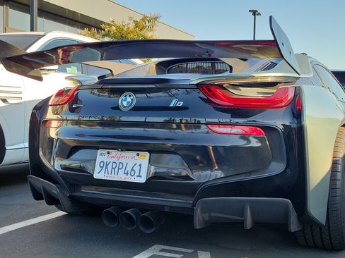 Used 2014 BMW i8 AWD/4WD image 8