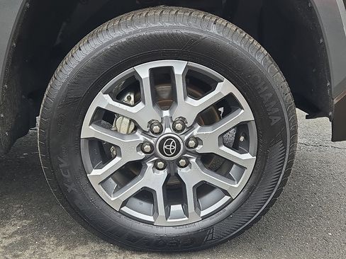 Used 2022 Toyota Tundra 1794 Edition w/ Advanced Package image 8