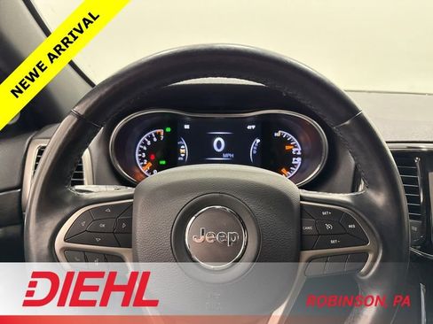 Used 2021 Jeep Grand Cherokee Laredo X image 23
