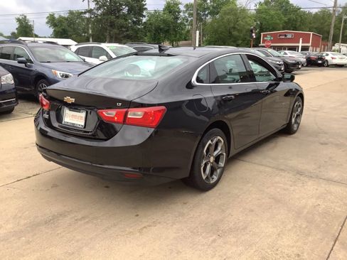Used 2023 Chevrolet Malibu LT FWD image 9