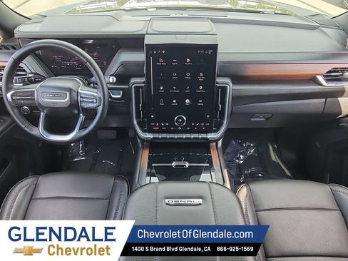 Certified 2025 GMC Yukon XL Denali AWD/4WD image 22