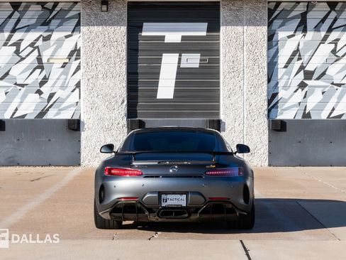 Used 2018 Mercedes-Benz AMG GT R image 15