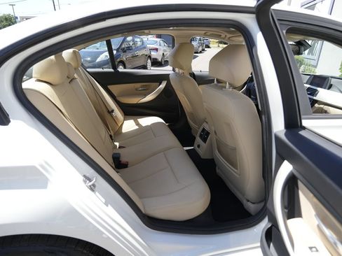Used 2018 BMW 320i xDrive Sedan AWD/4WD image 33
