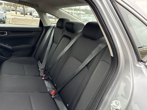 Certified 2023 Honda Civic EX image 32