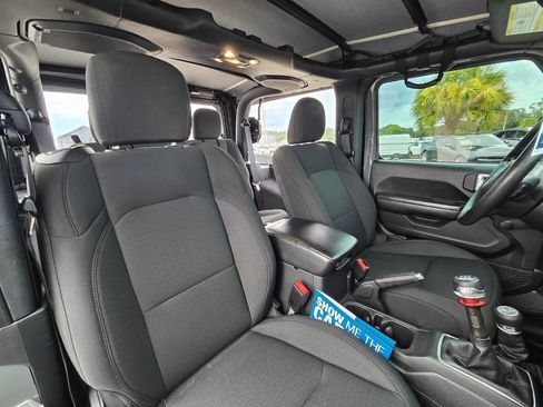 Used 2021 Jeep Wrangler Sport AWD/4WD image 55