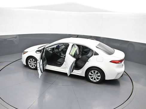 Certified 2024 Toyota Corolla LE AWD/4WD image 42