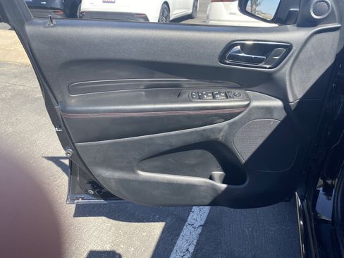 Used 2023 Dodge Durango GT RWD image 8