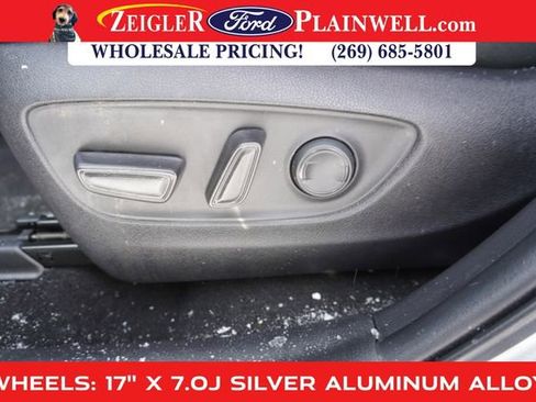 Used 2022 Toyota RAV4 XLE image 15