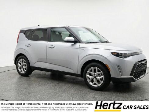 Used 2025 Kia Soul LX w/ LX Technology Package image 1