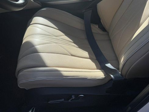 Used 2025 Acura MDX SH-AWD w/ Advance Package image 28