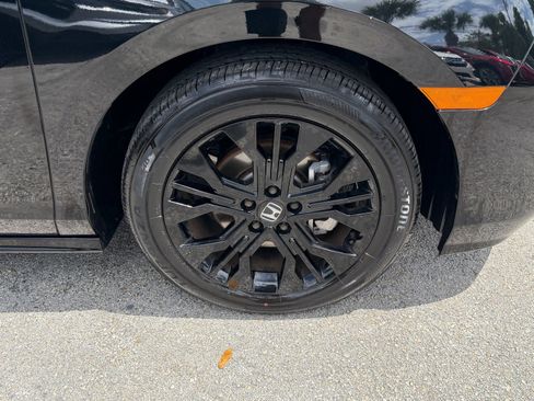 Used 2025 Honda Odyssey Sport-L image 9