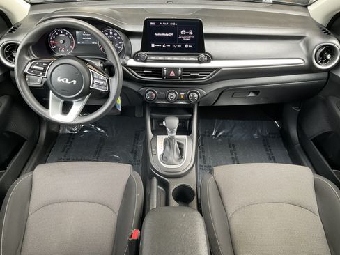Used 2024 Kia Forte LXS w/ LXS Technology Package FWD image 21