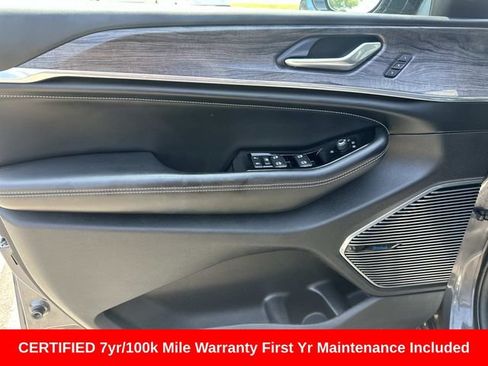 Used 2023 Jeep Grand Cherokee L Overland AWD/4WD image 20