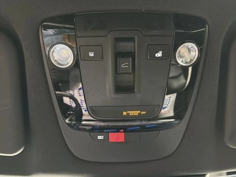 Used 2023 Kia EV6 GT-Line AWD/4WD image 29