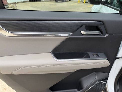 New 2026 GMC Acadia Elevation w/ Elevation Premium Package image 25