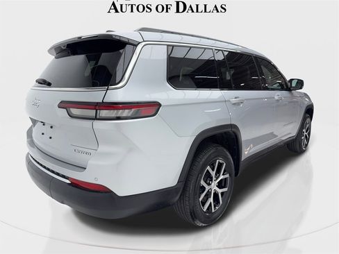 Used 2024 Jeep Grand Cherokee L Limited w/ Luxury Tech Group II image 9