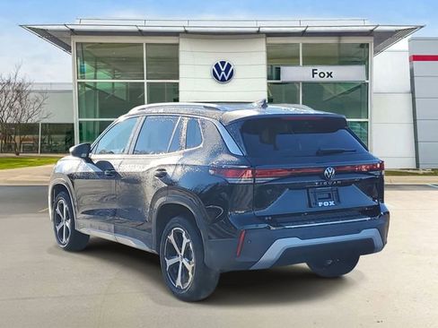 New 2026 Volkswagen Tiguan SE image 3