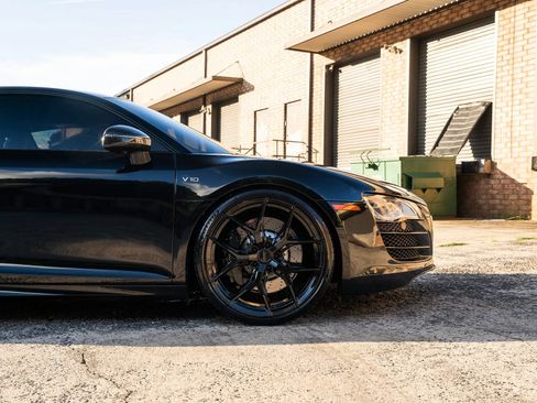 Used 2011 Audi R8 V10 AWD/4WD image 14