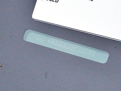 Used 2019 Kia Niro EX image 33