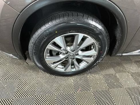 Used 2018 Nissan Murano SL w/ Moonroof Package AWD/4WD image 9