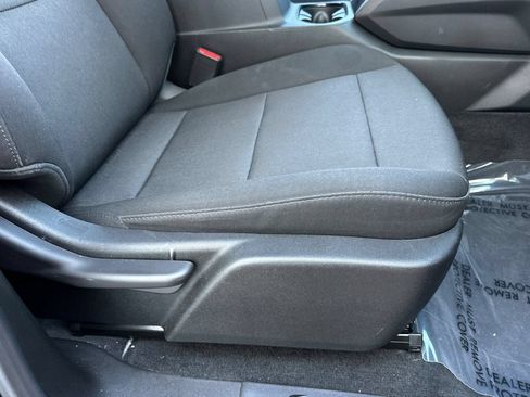 Used 2023 Chevrolet Colorado Trail Boss AWD/4WD image 22