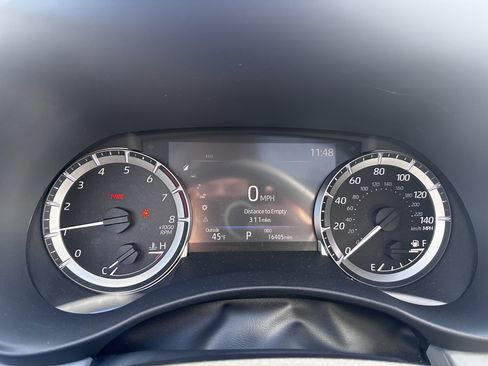 Used 2024 Toyota Highlander XLE image 15