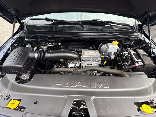 Used 2023 RAM 1500 Laramie AWD/4WD image 28
