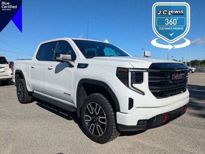 Used 2025 GMC Sierra 1500 AT4 w/ AT4 Premium Package