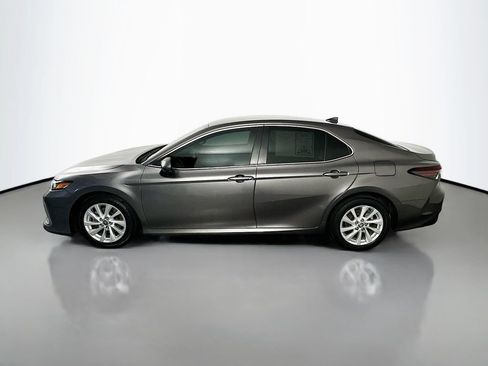 Used 2023 Toyota Camry LE FWD image 4