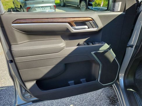 New 2026 GMC Sierra 1500 Elevation image 7