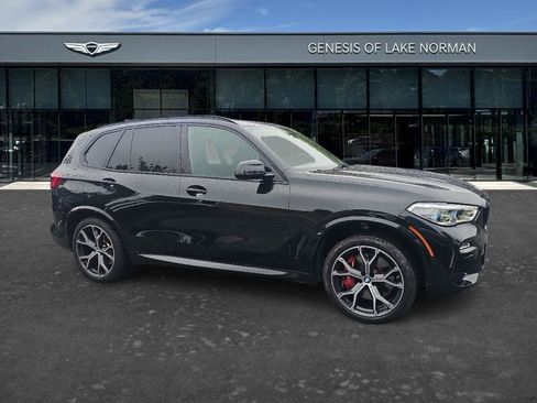 Used 2021 BMW X5 M50i w/ Executive Package AWD/4WD image 3