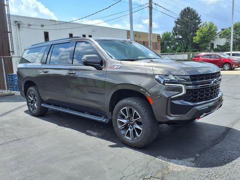Certified 2021 Chevrolet Suburban Z71 w/ Z71 Off-Road Package image 5