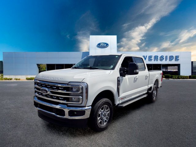Used 2024 Ford F350 Lariat AWD/4WD image 3