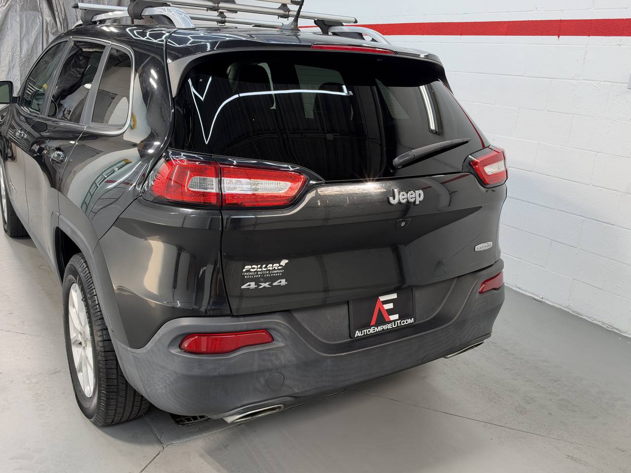 Used 2015 Jeep Cherokee Latitude AWD/4WD image 6
