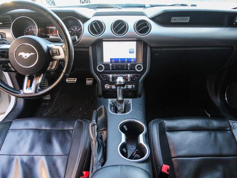 Used 2021 Ford Mustang Premium image 17