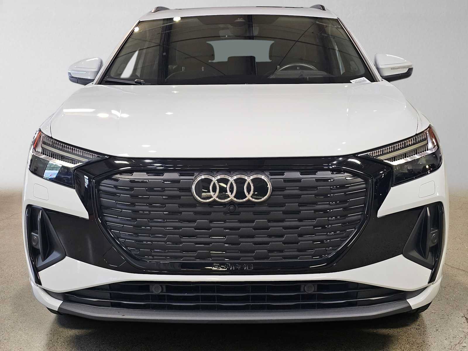 Used 2023 Audi Q4 e-tron Prestige w/ Black Optic Package AWD/4WD image 8