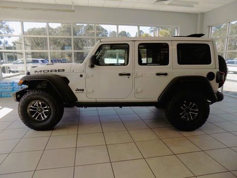 New 2026 Jeep Wrangler Unlimited Rubicon 392 AWD/4WD image 4